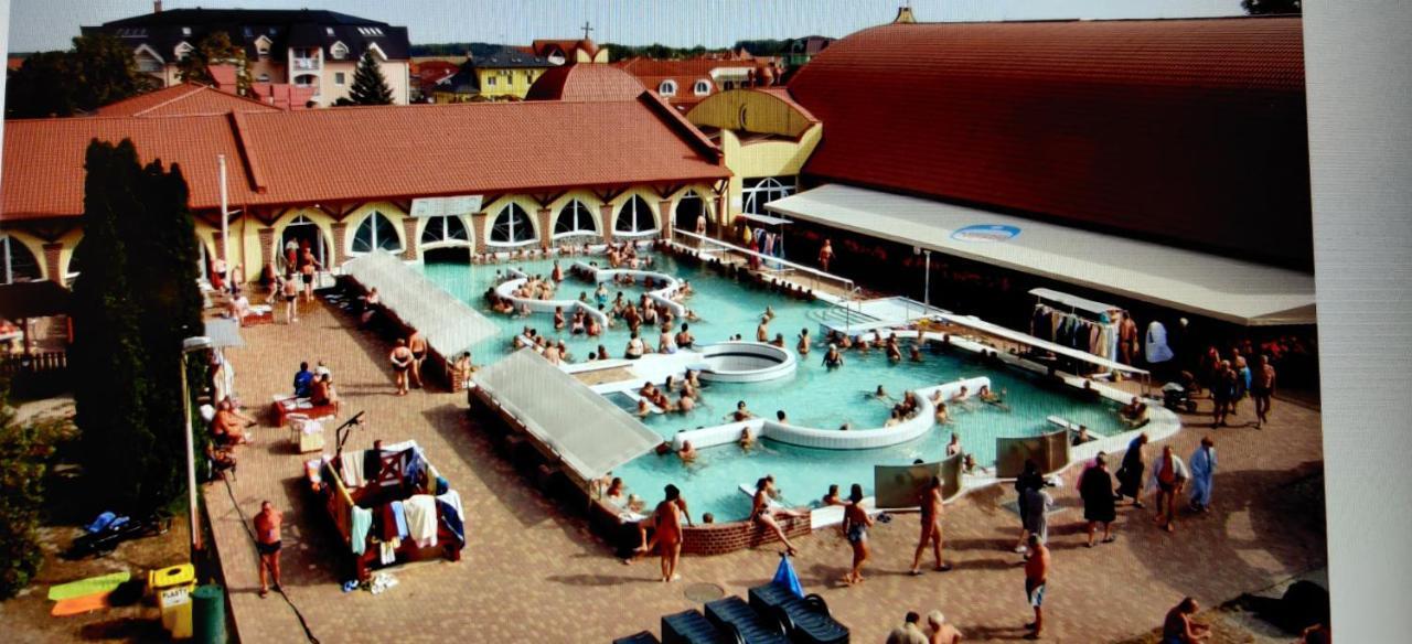Apartmany Elba Veľký Meder Buitenkant foto